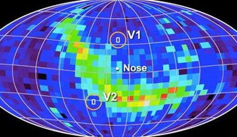 La stessa immagine di prima con la posizione dei due Voyager. Come si vede hanno “mancato” per un pelo la striscia incriminata. Peccato!!