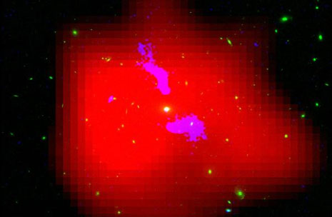 Immagine a falsi colori della regione centrale di un ammasso galattico osservato nella lunghezza d’onda dei raggi X