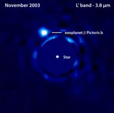 immagine del supposto pianeta attorno a Beta Pictoris ottenuta al VLT nel 2003