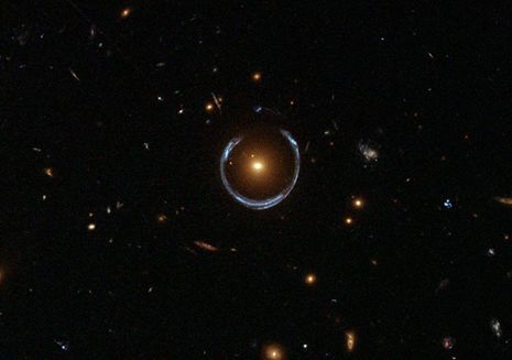 Un anello di luce