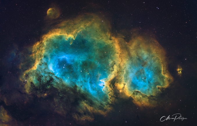 IC 1848 (nota anche come Nebulosa Anima, Nebulosa Embrione o con la sigla W5) è una nebulosa diffusa associata ad un ammasso aperto di stelle giovani e calde di grande massa, visibile nella costellazione di Cassiopea - Copyright: Marco Palaferri 