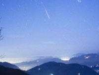 Una meteora al mattino presto in Italia