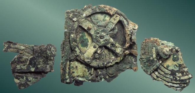 Frammenti del meccanismo della macchina di Anticitera