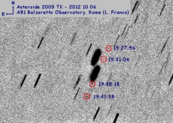 Asteroide 2009 TK (pose da 10 secondi)