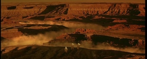 la nebbia misteriosa sul fondovalle