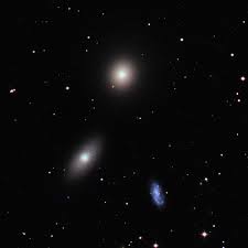 NGC 3384-3389 e 3379