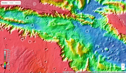 i falsi colori rappresentano le quote dei vari punti della superficie marziana