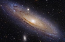 a galassia Andromeda, a circa 2,3 milioni di anni luce da noi. Crediti: NASA