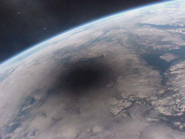 l'ombra della Luna sulla Terra nel settembre 1999