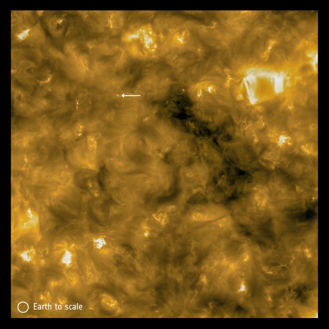 Uno dei "falò" appena scoperti. Il cerchio in basso a sinistra indica la dimensione della Terra in scala. Credit ESA